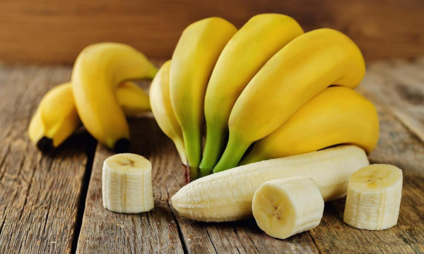 5 болезней, при которых нельзя есть бананы. медицина, здоровье, врач, продукты, питание, фрукты, бананы