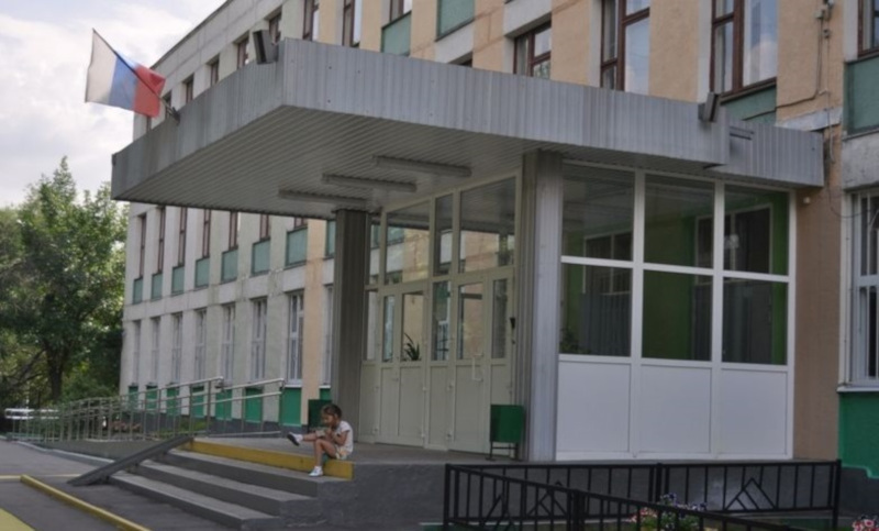 Директор школы в Москве подтвердил, что мама первоклассника ударила врача. медицина, здоровье, врач, учитель, школа, первоклассник, Москва