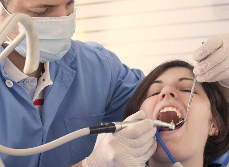 Стоматологи изобрели способ лечения кариеса без бормашины. медицина, здоровье, стоматология, зубы, кариес, бормашина