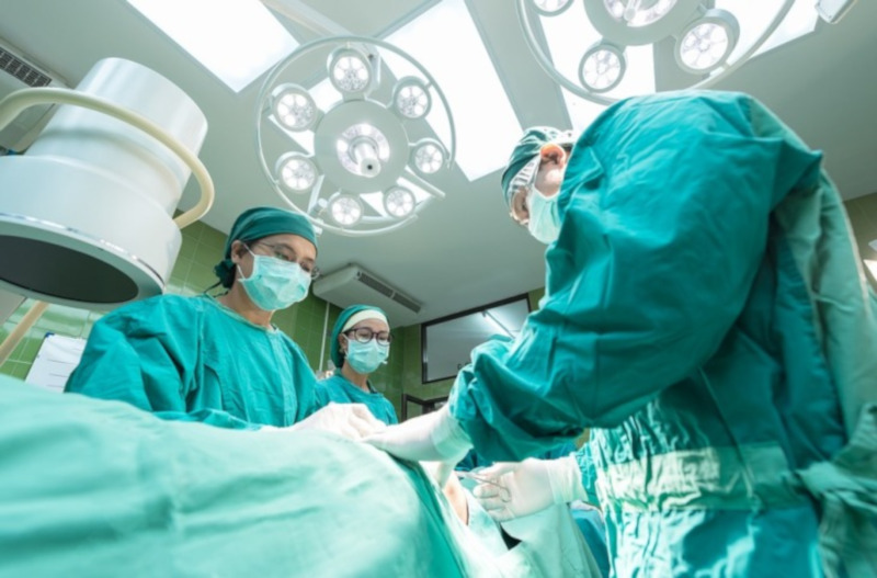 В Беларуси выполнили ретрансплантацию печени женщине из Японии. медицина, здоровье, врач, трансплантация, орган, Белоруссия, Япония