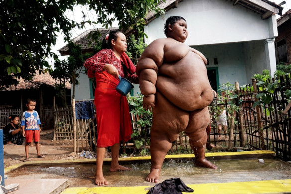 Самый толстый мальчик на планете похудел на центнер. 16571.jpeg