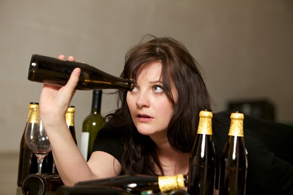 Почему алкоголь опасен для женщин. 15722.jpeg