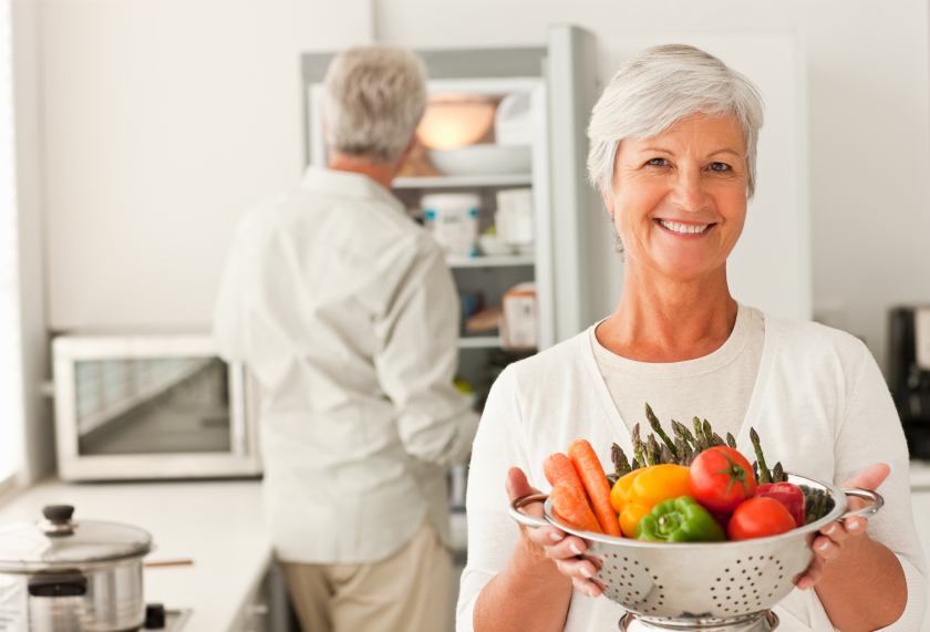 Советы гастроэнтеролога: Какие продукты замедлят процесс старения