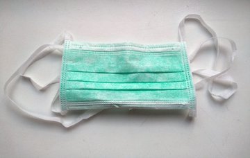 Врач Хусаинова: маска на праздничных мероприятиях защитит от ОРВИ