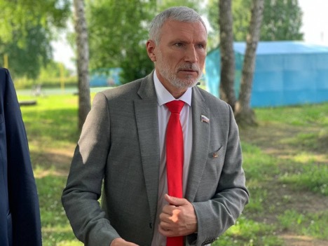 Депутат ГД призвал власти Новосибирска исправить ситуацию со здравоохранением
