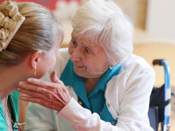 Врачи рассказали, какие профессии помогают снизить риск слабоумия в старости