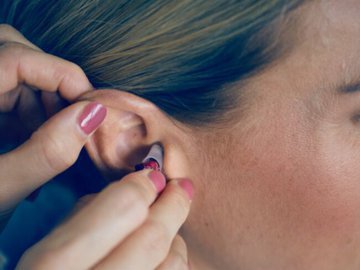 Работают ли слуховые аппараты, выпускаемые без рецепта?