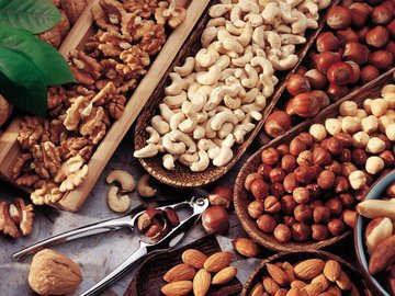 Эти дешёвые продукты предотвращают рак: Рассказал хирург-онколог