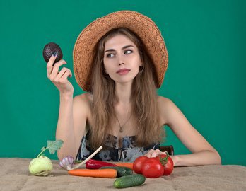 Диетолог Соломатина: дефицит калорий может привести к анорексии
