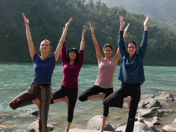 Врач Павлова: йога и велоспорт полезны для людей старше 65 лет