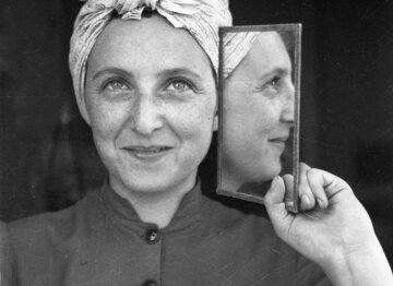 107-летняя художница считает оптимизм секретом долголетия
