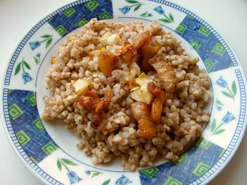 Эндокринолог Сахнова: избежать переедания осенью поможет сбалансированное меню