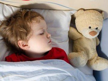 Ребенок храпит во сне: причины