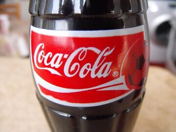 Диетолог Кованова: одна банка колы не навредит