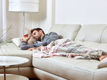 Стало известно, к чему могут привести две недели "жизни на диване"