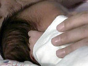 Пожилая бразильянка стала матерью своей внучки