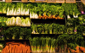 Онколог Васильева: клетчатка в рационе защитит от рака кишечника