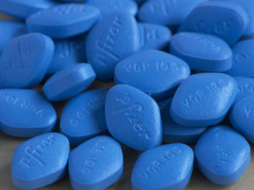 У жителя Массачусетса в глазах появились "пончики" после приема огромной дозы виагры