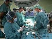 Челябинка год прожила с забытым в животе марлевым тампоном