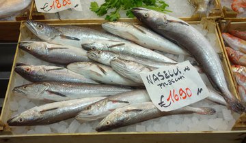 Диетолог Писарева: скумбрия защитит от ранней седины