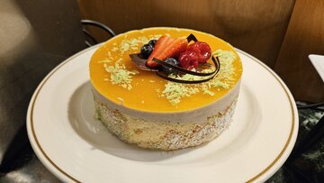 Врач Кашух: небольшой кусочек торта в день не навредит