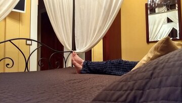 Врач Кононова советует супругам спать раздельно