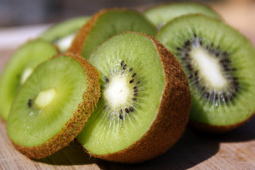 Диетолог Ли: киви за одну ночь улучшает микробиом кишечника