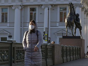 За сутки в Петербурге зафиксировали 16 559 новых случаев COVID-19
