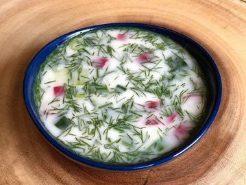 Врач раскрыла рецепт самой полезной окрошки