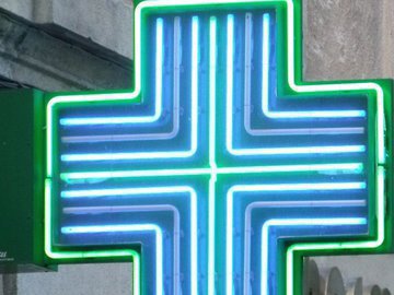 Жителю Новосибирска отказали в приобретении лекарства "Кетанов" на основе медицинской выписки