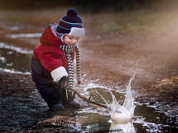 Врач-терапевт рассказал, какую опасность несут за собой промокшие ноги