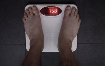 Сомнолог Пикок: сон менее 6 часов увеличивает вес