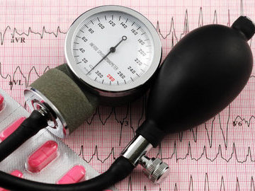 Небольшая операция может стать альтернативой пожизненному лечению препаратами