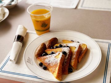 Врач Понс-Муццо: ранний завтрак помогает эффективно худеть