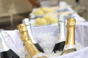 Профессор Копылов: алкоголь на Новый год грозит инфарктом