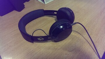 ЛОР Вылегжанина советует носить наушники не больше 1 часа