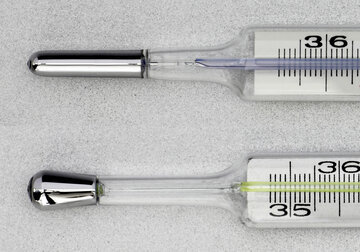 Гандельман: сбивать температуру нужно при 38,5 градусах