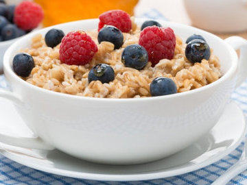 Врачи-диетологи сомневаются в пользе дробного питания и каш