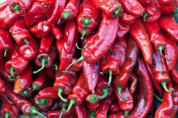 Косметолог Эксоренко назвала ТОП-5 продуктов, портящих кожу