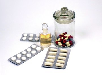 Педиатр Шахвеледов: в аптечку нужно положить противовирусные и бинт