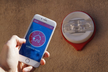 Varna24: проверка телефона по утрам вредит сердцу