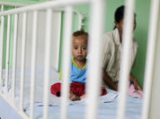 Ученые: искусственное питание опасно для детей