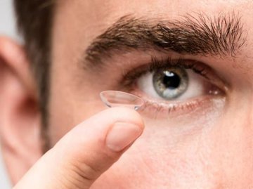 Мужчина ослеп на один глаз после 40-минутного сна: Вот что произошло