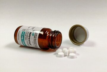 Врач Лавров: антибиотики на всякий случай губят