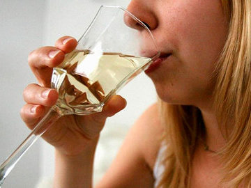 Человек и алкоголь: как этанол воздействует на наш организм