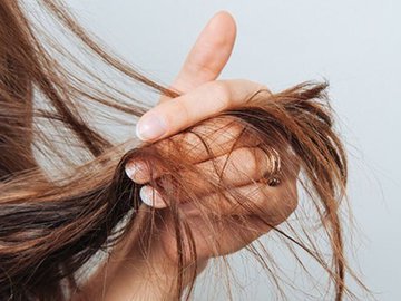 11 причин, по которым ваши волосы перестают расти и становятся тонкими