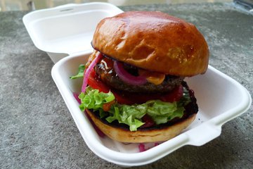 Профессор Мещерякова: бургер может стать частью правильного питания