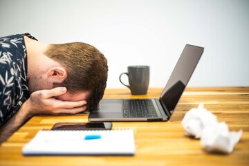 Профессор Никишина: стресс ведет к выгоранию на работе