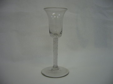 Нутрициолог Браунштейн: водка и текила не вредят фигуре