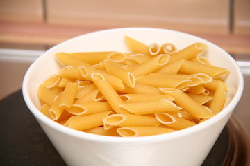 Эксперт Рейл: повторный разогрев макарон способствует похудению